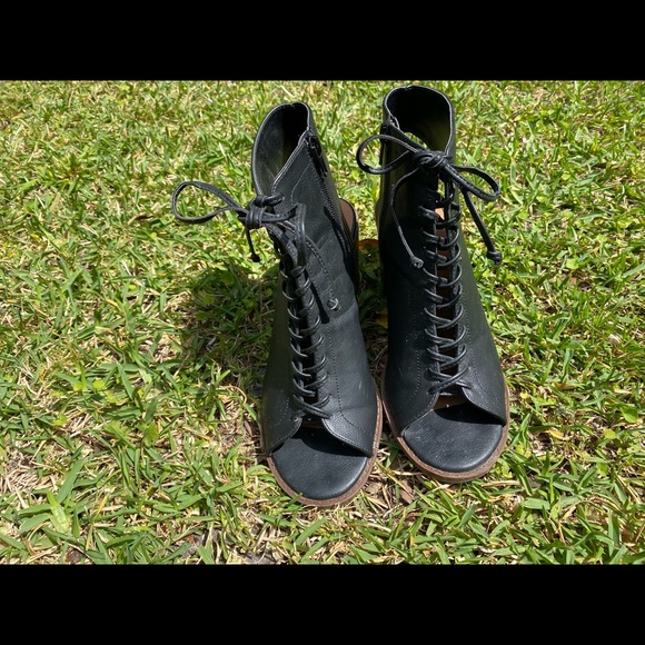 Forever 21 Lace-Up Booties - Picture 3 of 6